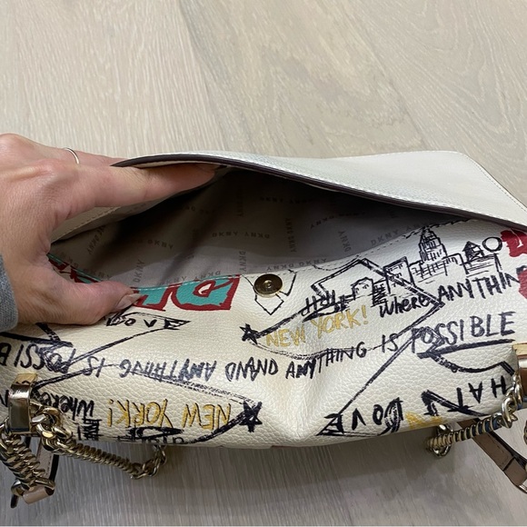 DKNY Elissa Large Y2K Grafitti Bag - Picture 9 of 12